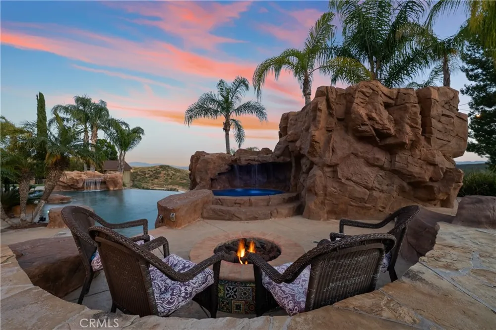 30308 Mallorca Place Castaic, CA 91384