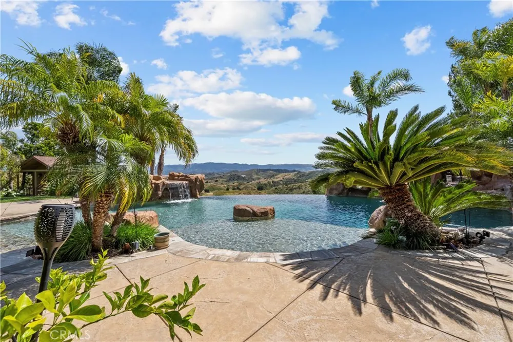 30308 Mallorca Place Castaic, CA 91384