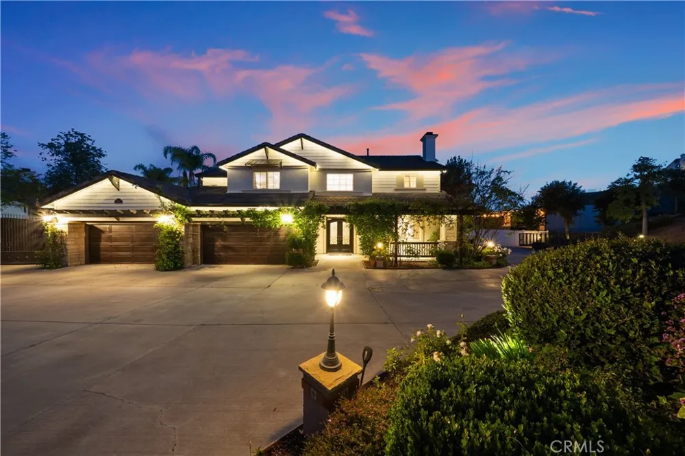 30308 Mallorca Place Castaic, CA 91384
