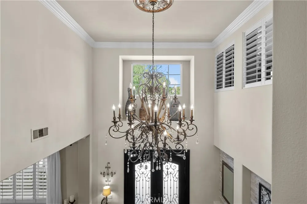 30308 Mallorca Place Castaic, CA 91384