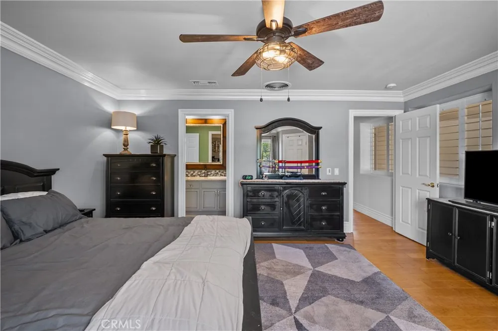 30308 Mallorca Place Castaic, CA 91384