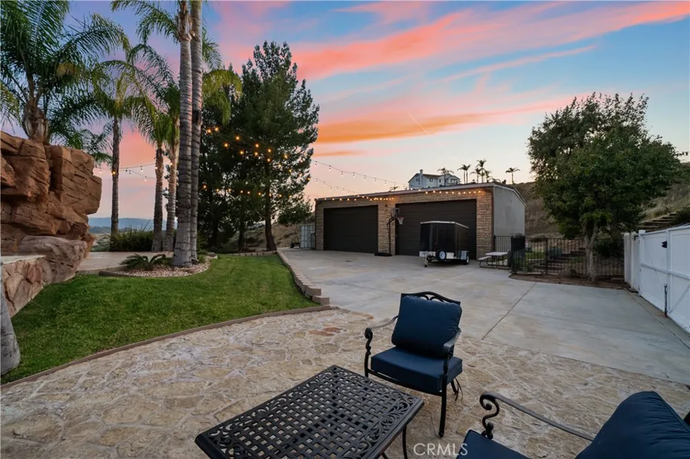 30308 Mallorca Place Castaic, CA 91384