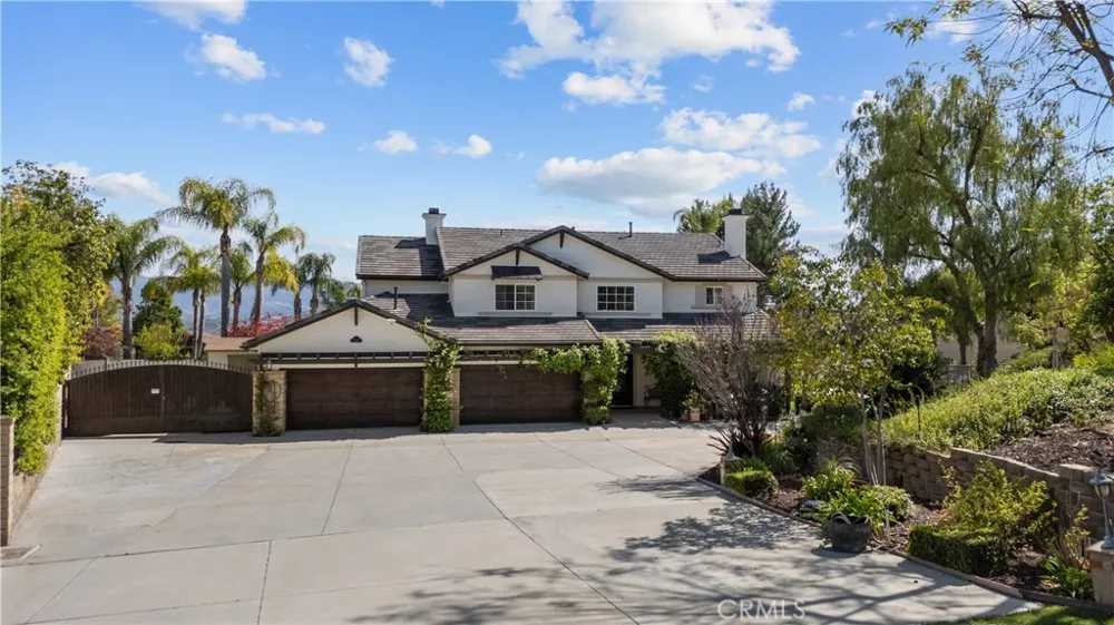 30308 Mallorca Place Castaic, CA 91384