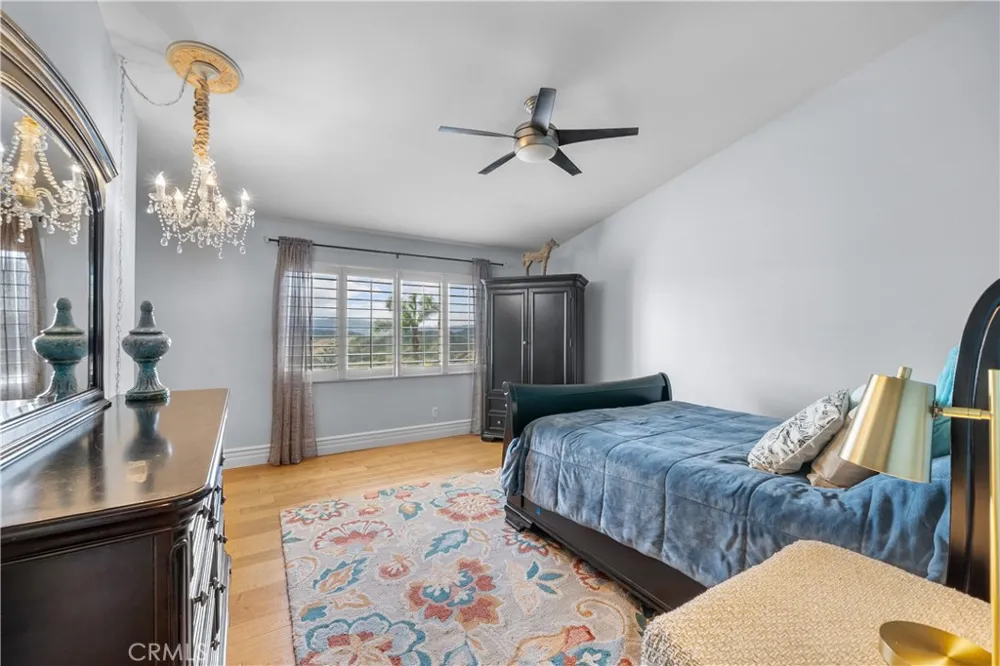 30308 Mallorca Place Castaic, CA 91384