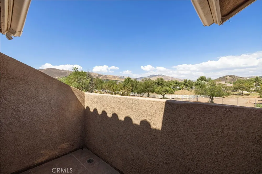 34901 Sweetwater Drive Agua Dulce, CA 91390