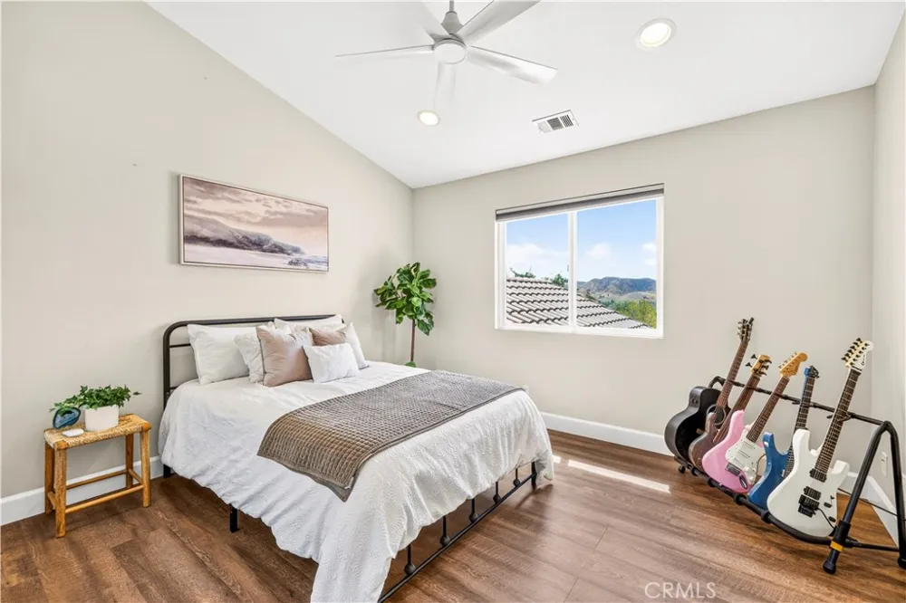 34901 Sweetwater Drive Agua Dulce, CA 91390