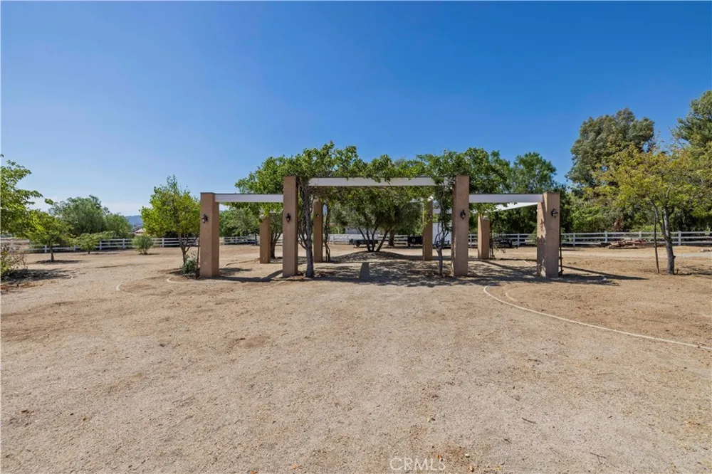 34901 Sweetwater Drive Agua Dulce, CA 91390