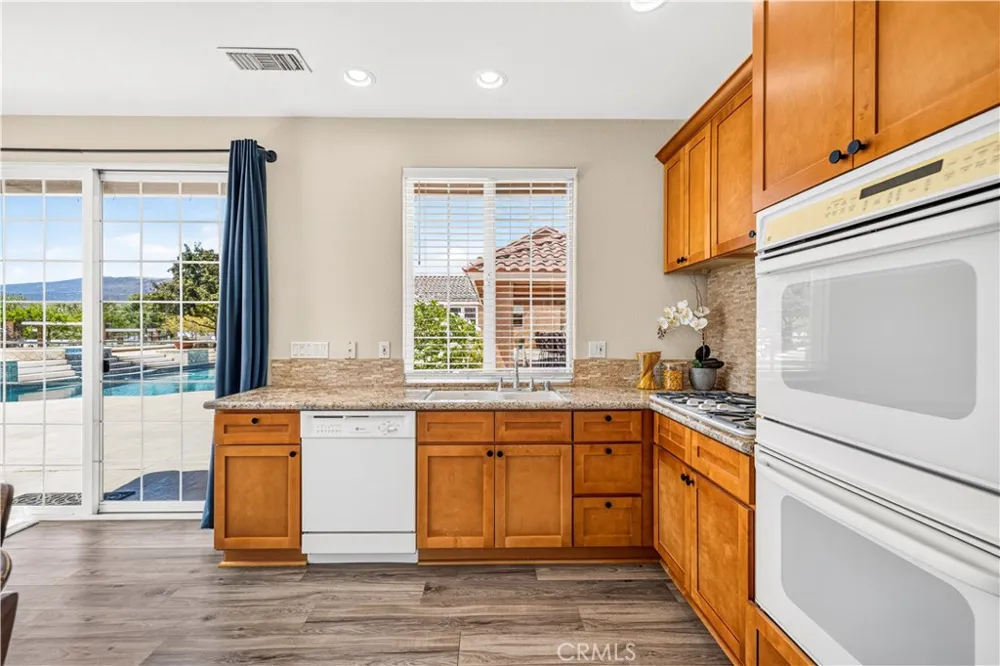 34901 Sweetwater Drive Agua Dulce, CA 91390