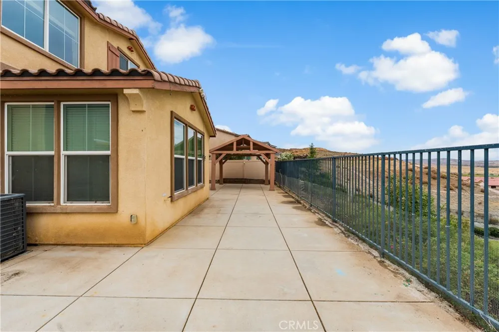 2821 Bracken Way Palmdale, CA 93551