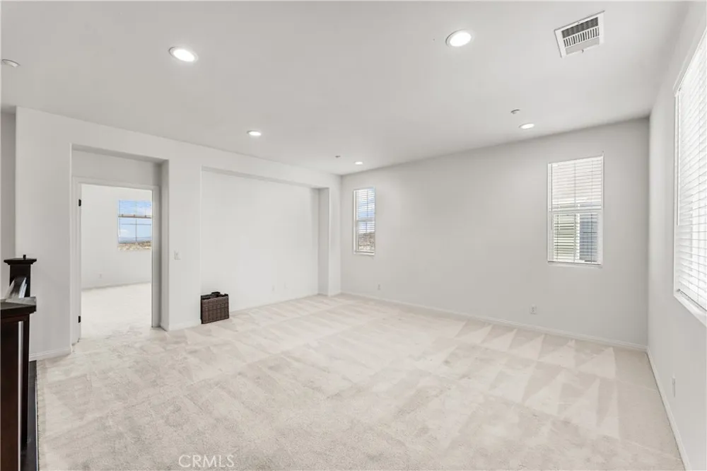 2821 Bracken Way Palmdale, CA 93551
