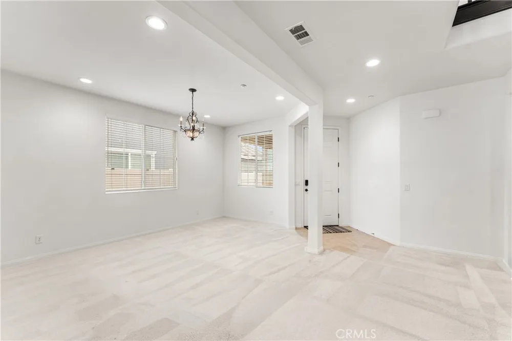 2821 Bracken Way Palmdale, CA 93551