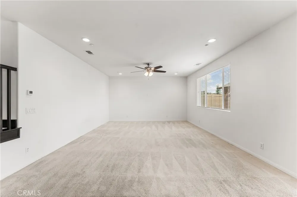 2821 Bracken Way Palmdale, CA 93551
