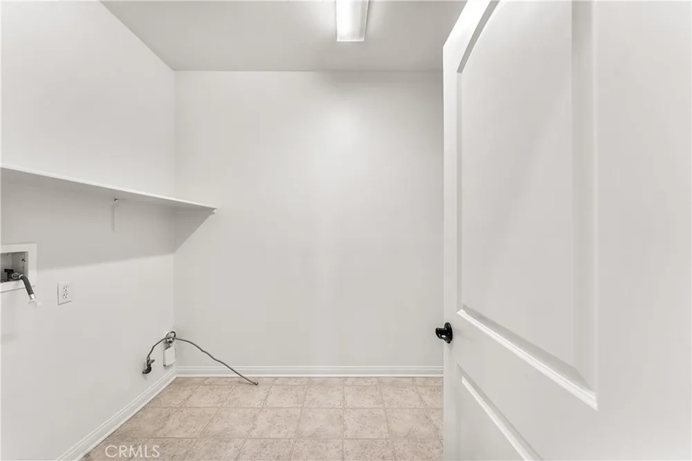 2821 Bracken Way Palmdale, CA 93551