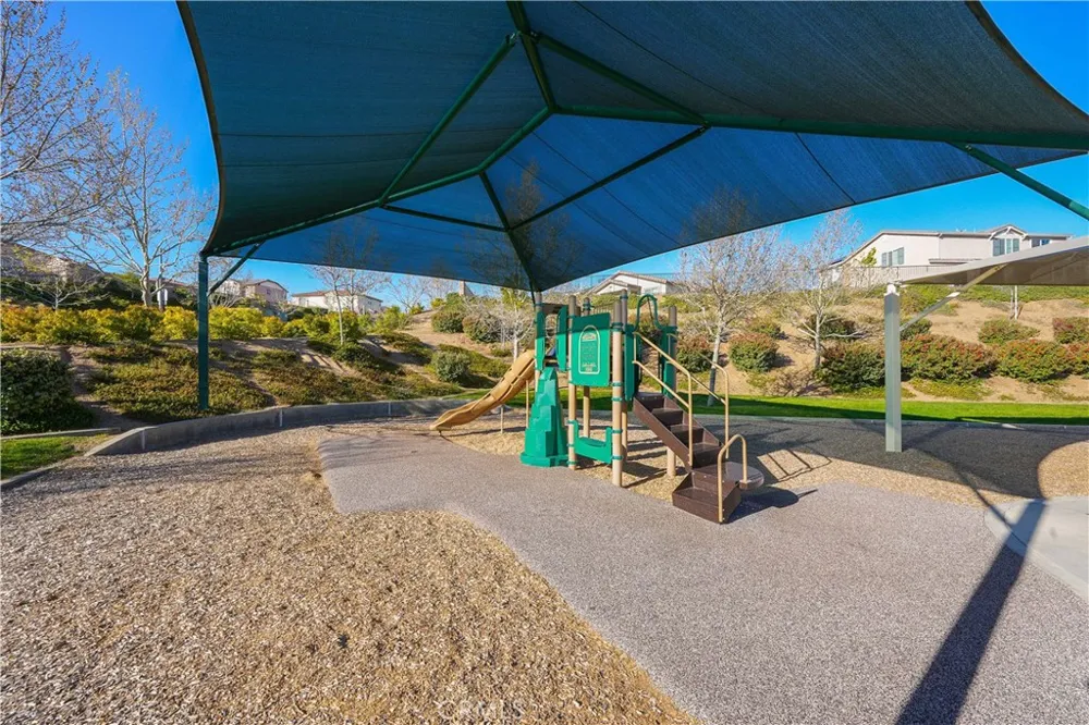 2821 Bracken Way Palmdale, CA 93551