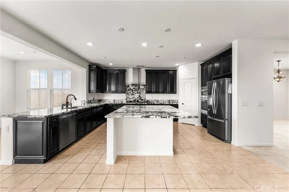 2821 Bracken Way Palmdale, CA 93551