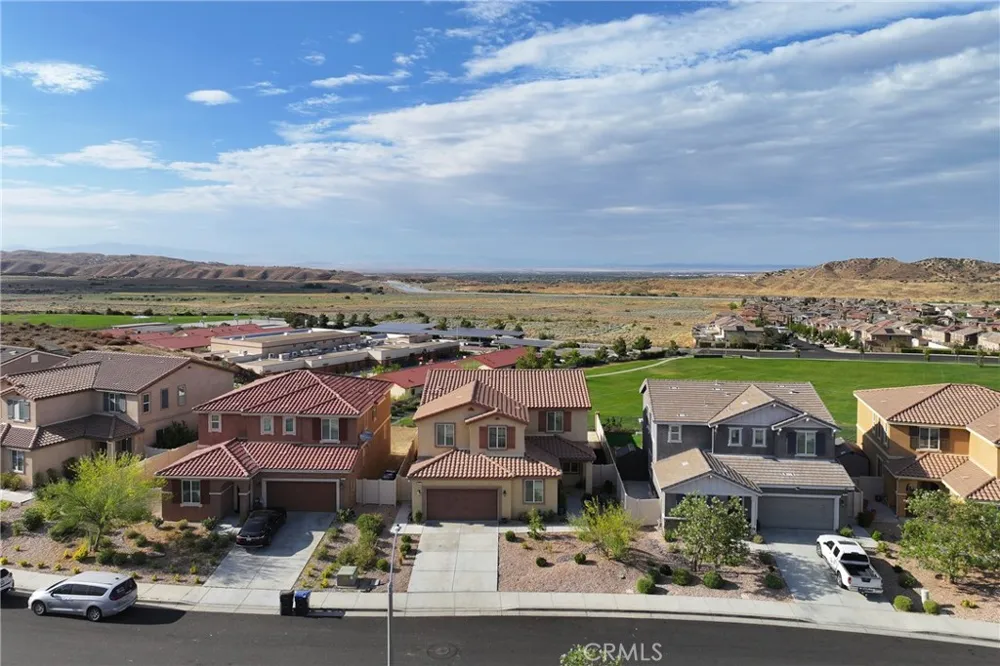 2821 Bracken Way Palmdale, CA 93551
