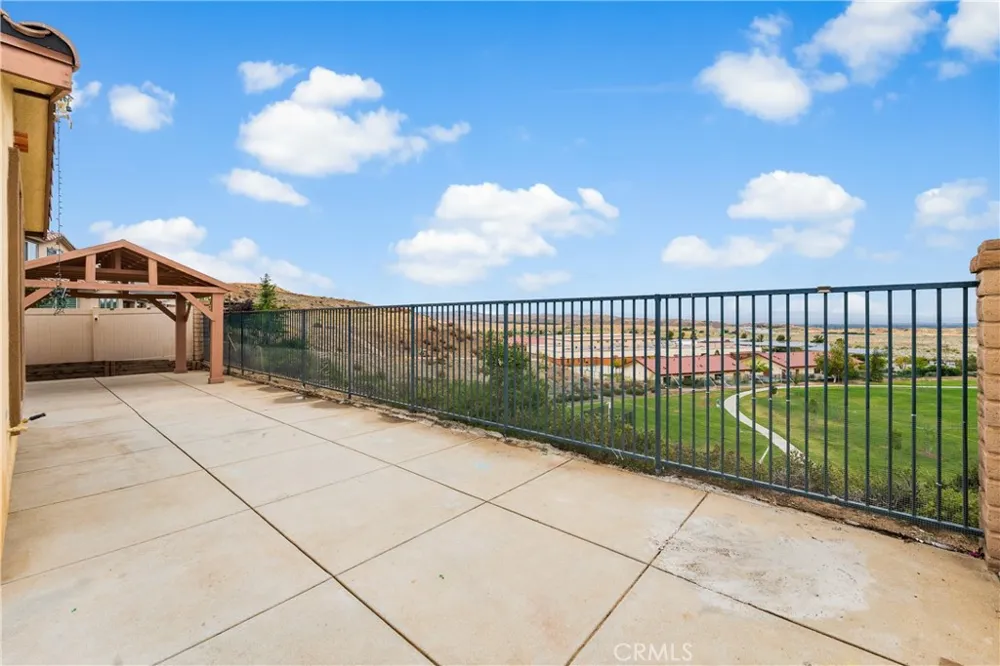 2821 Bracken Way Palmdale, CA 93551