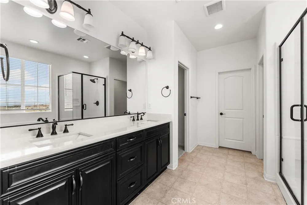 2821 Bracken Way Palmdale, CA 93551
