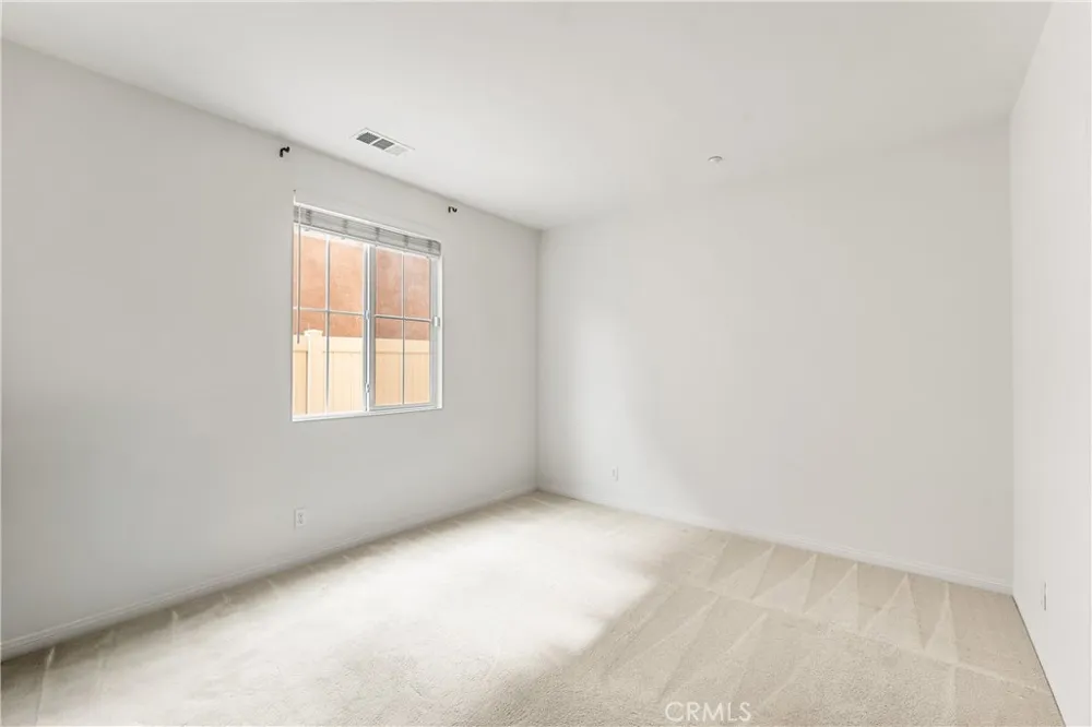 2821 Bracken Way Palmdale, CA 93551