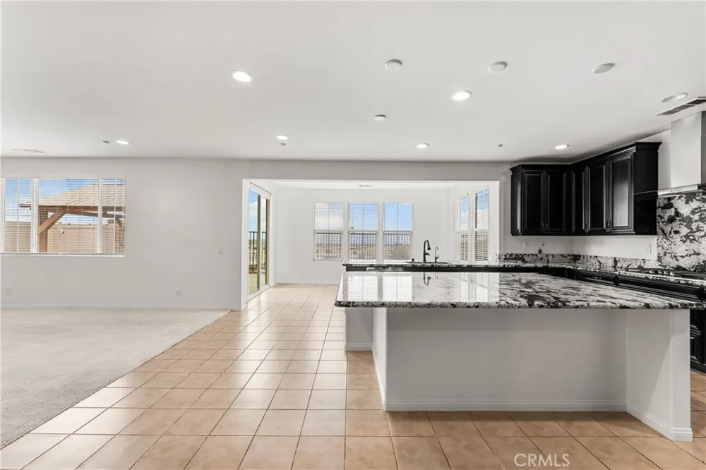 2821 Bracken Way Palmdale, CA 93551