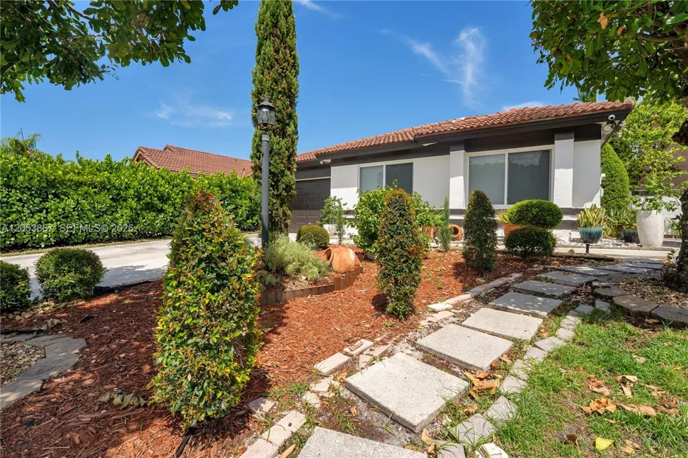18625 NW 53rd Ave Miami Gardens, FL 33055