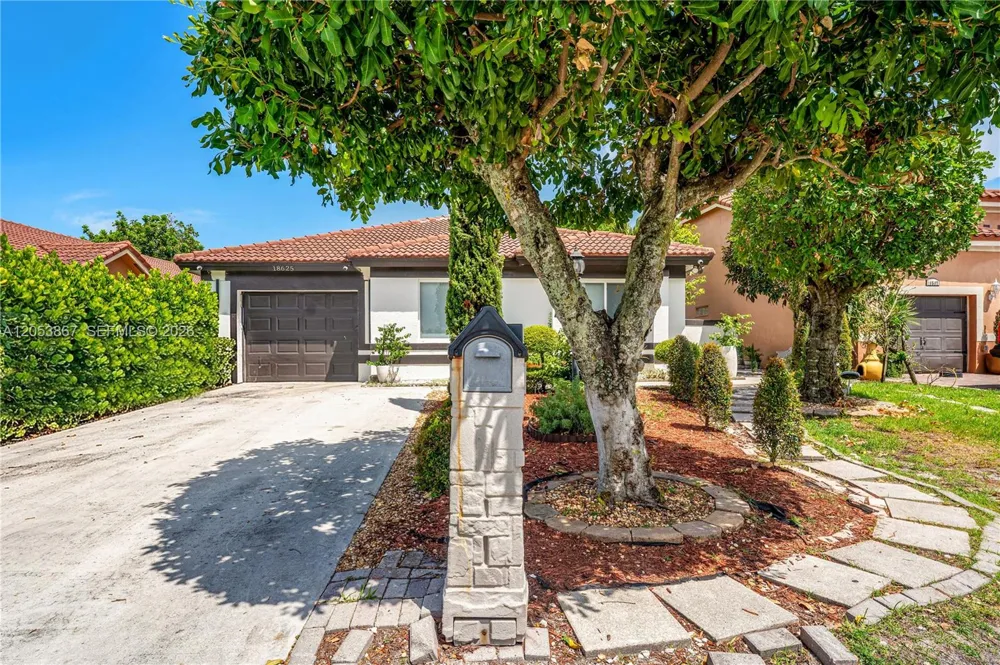 18625 NW 53rd Ave Miami Gardens, FL 33055
