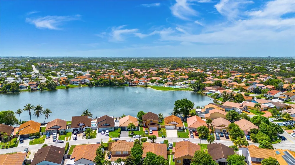 18625 NW 53rd Ave Miami Gardens, FL 33055