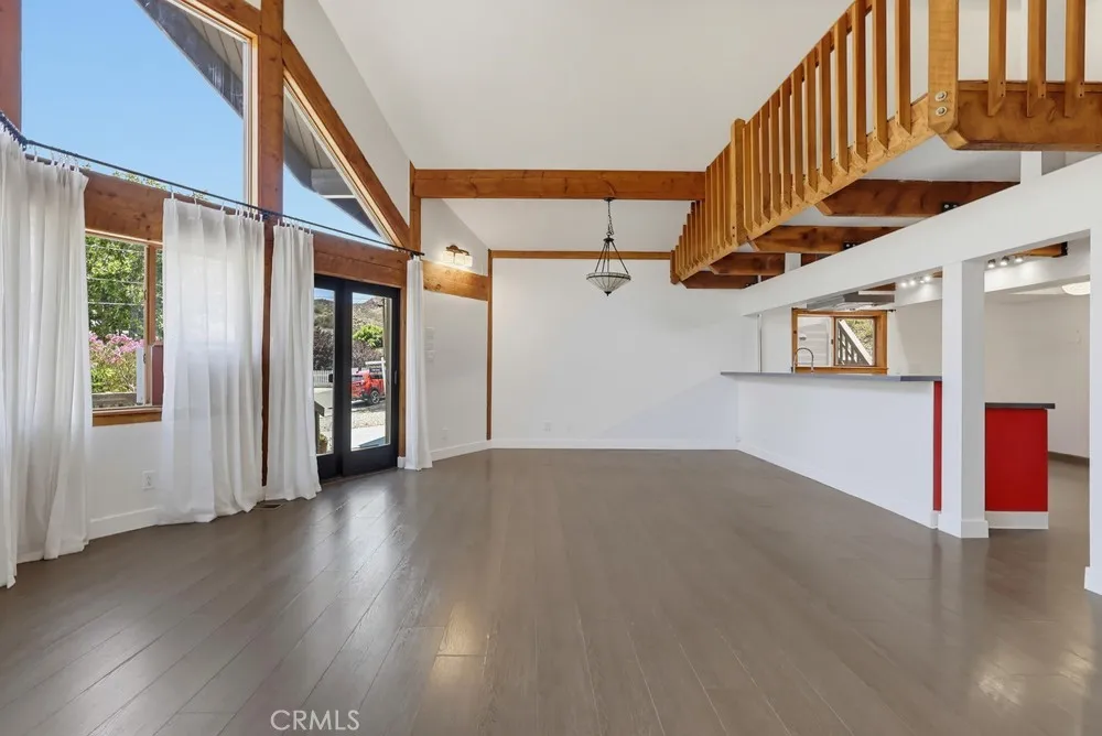 29716 Jackson Castaic, CA 91384