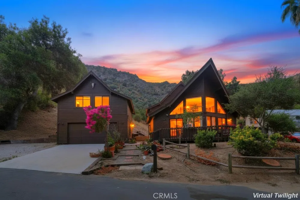 29716 Jackson Castaic, CA 91384