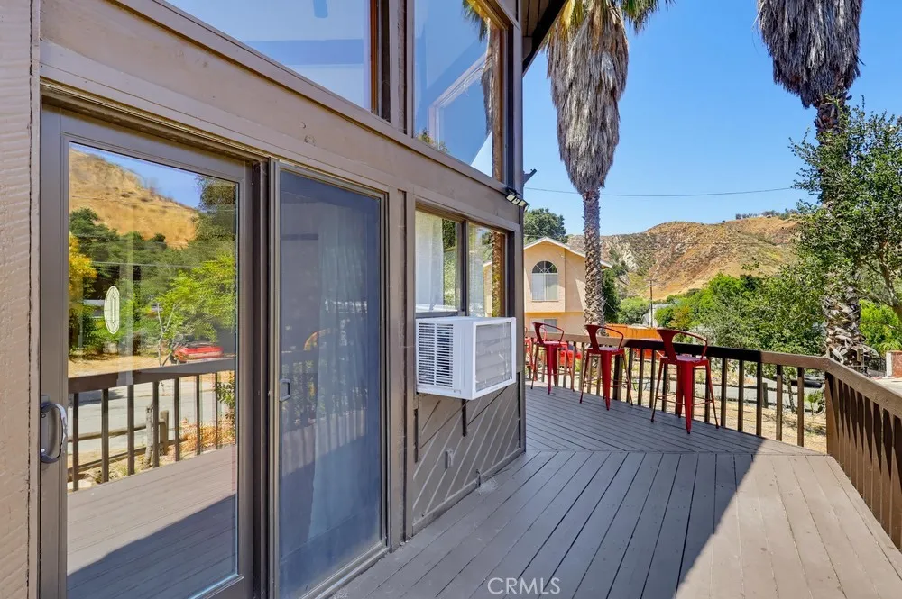29716 Jackson Castaic, CA 91384