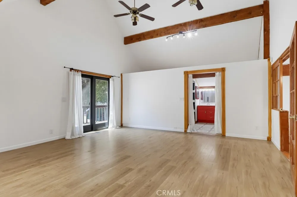 29716 Jackson Castaic, CA 91384