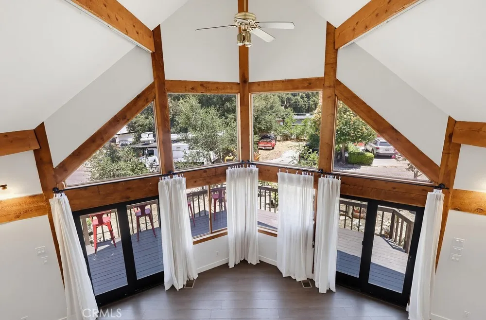 29716 Jackson Castaic, CA 91384