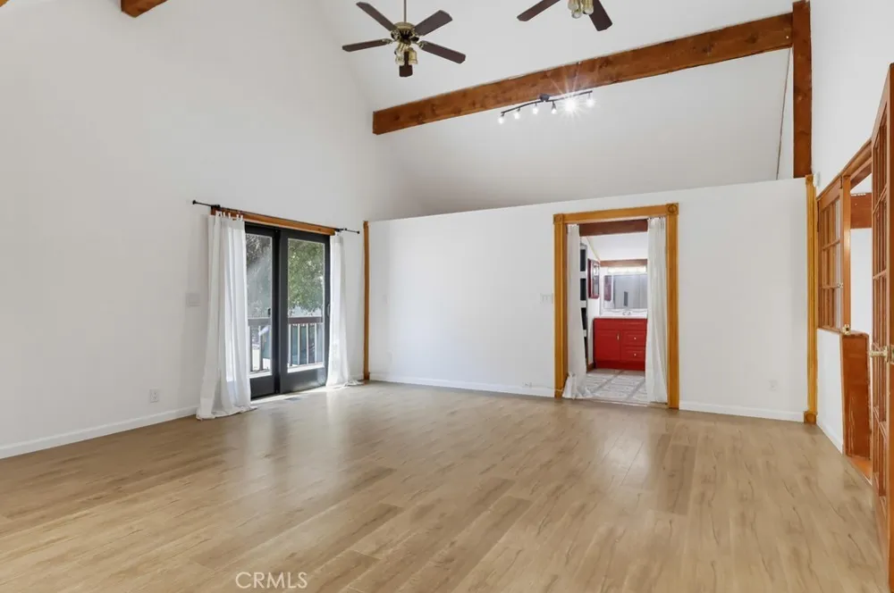 29716 Jackson Castaic, CA 91384