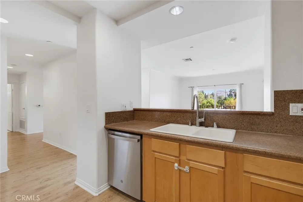 9610 Zelzah Avenue #203 Los Angeles, CA 91325