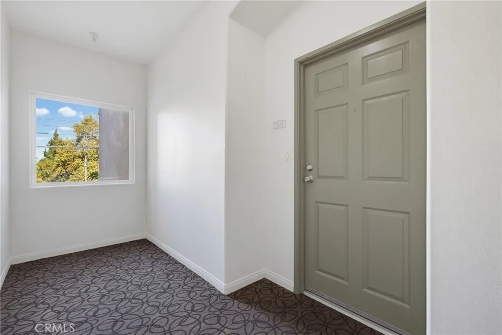 9610 Zelzah Avenue #203 Los Angeles, CA 91325