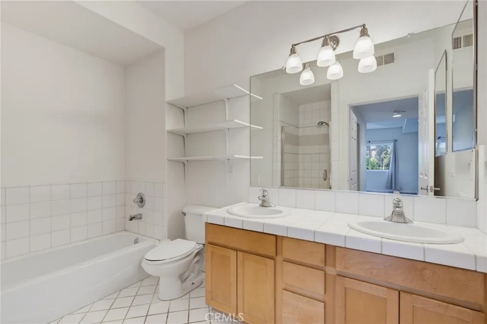 9610 Zelzah Avenue #203 Los Angeles, CA 91325