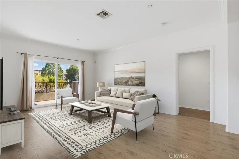 9610 Zelzah Avenue #203 Los Angeles, CA 91325