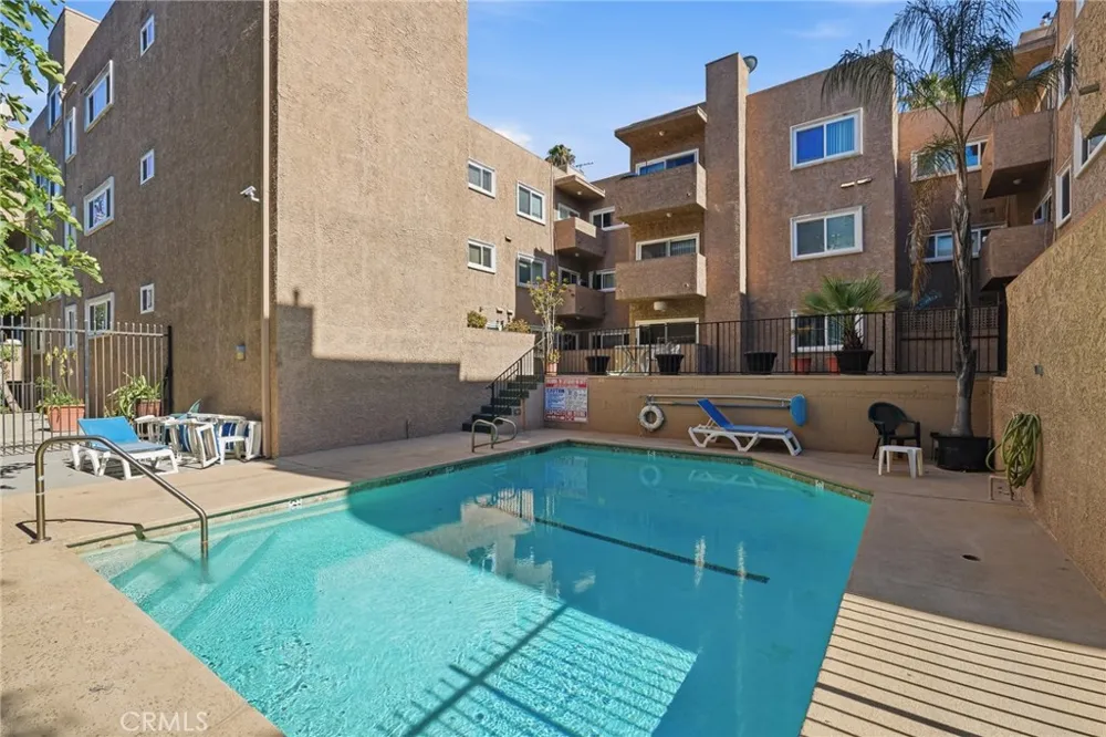 14607 Erwin Street #107 Van Nuys, CA 91411