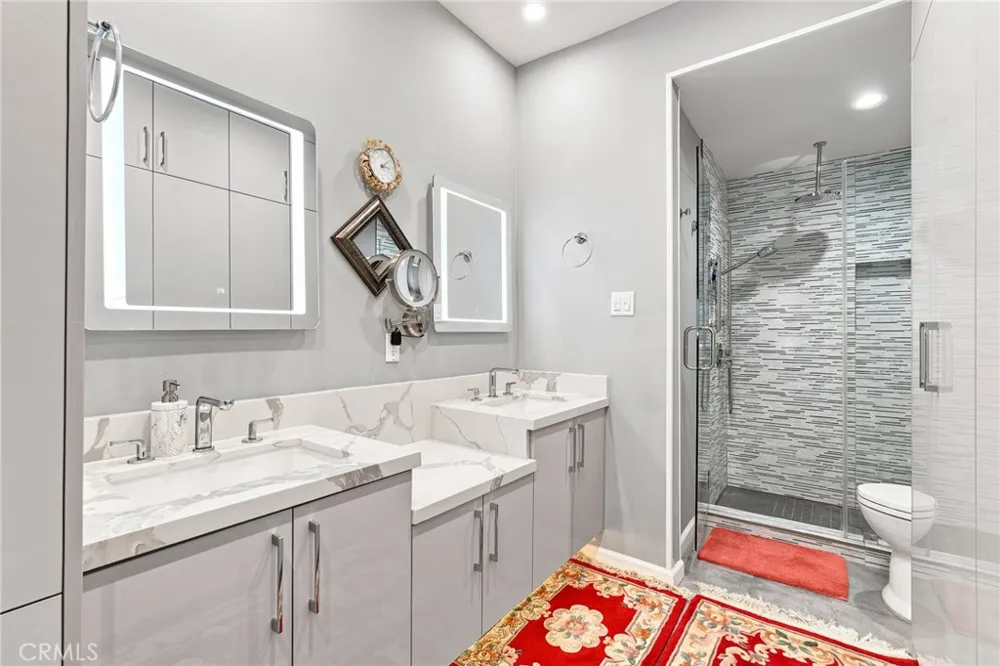 14607 Erwin Street #107 Van Nuys, CA 91411