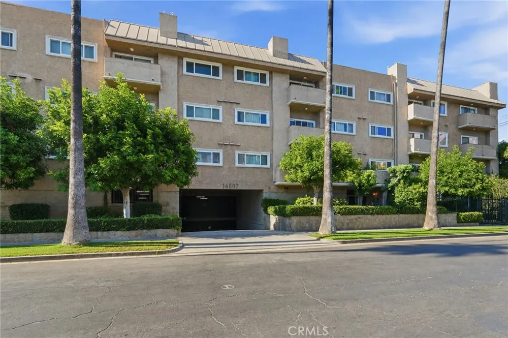 14607 Erwin Street #107 Van Nuys, CA 91411