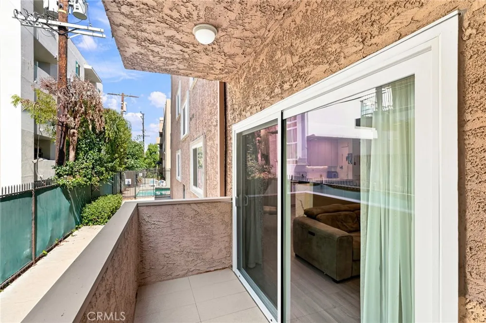 14607 Erwin Street #107 Van Nuys, CA 91411