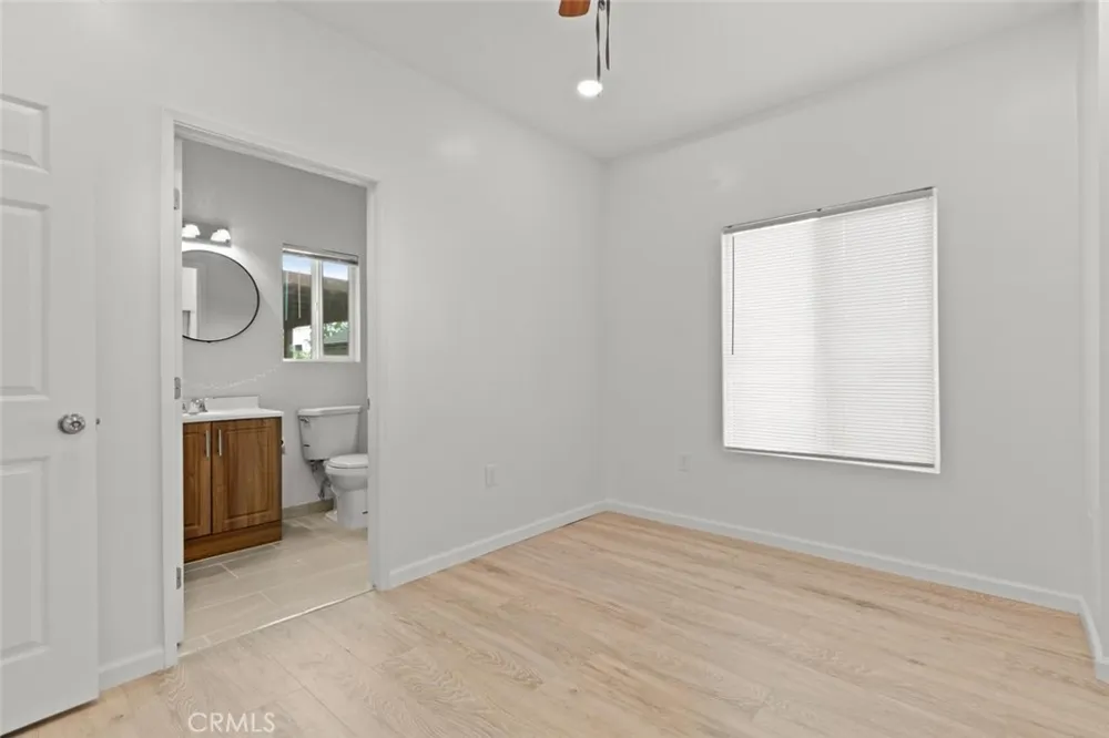 13260 Raven Sylmar, CA 91342
