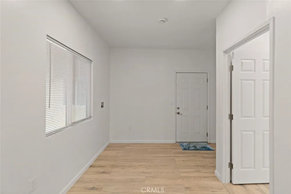 13260 Raven Sylmar, CA 91342