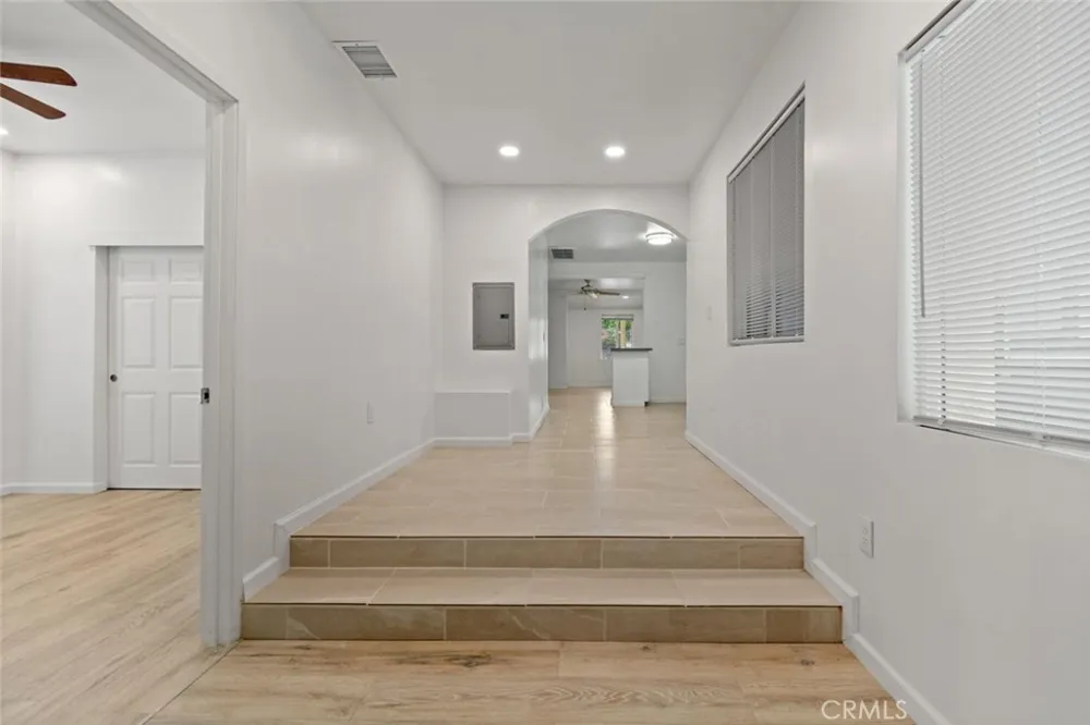 13260 Raven Sylmar, CA 91342