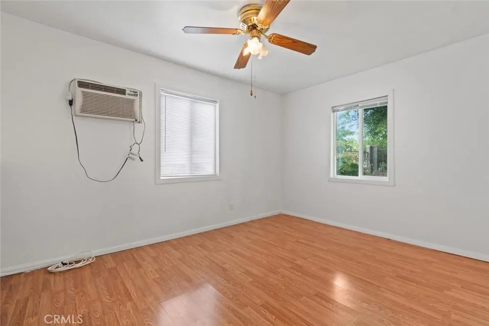 13260 Raven Sylmar, CA 91342