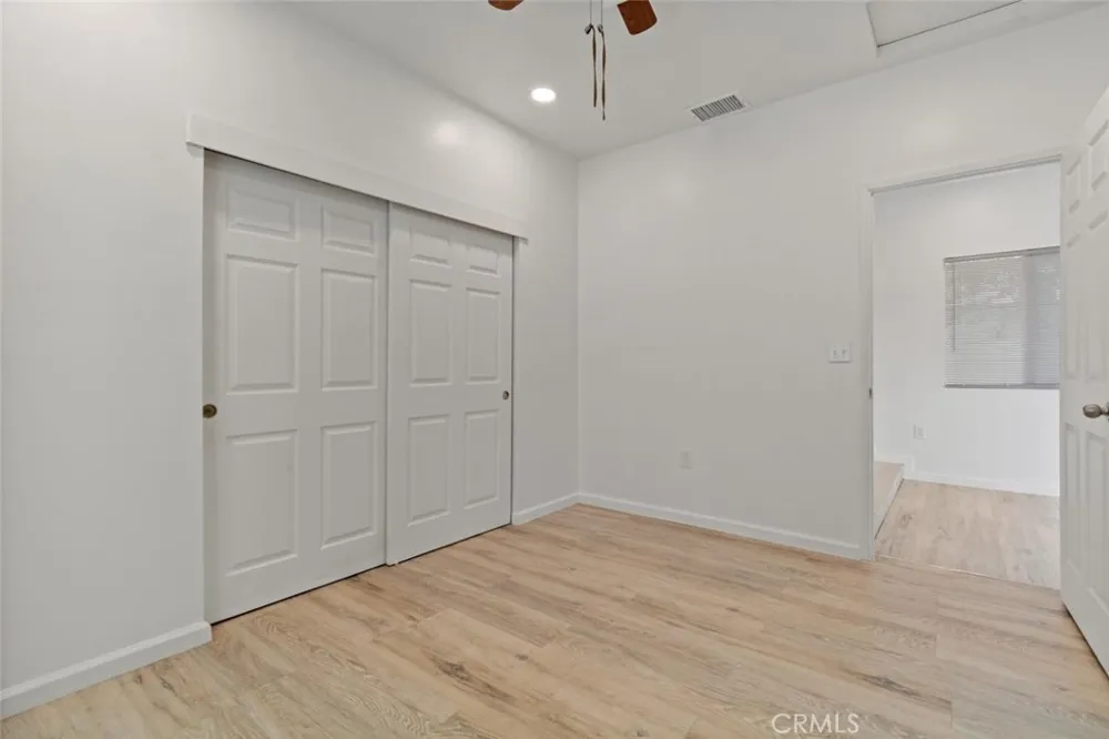13260 Raven Sylmar, CA 91342