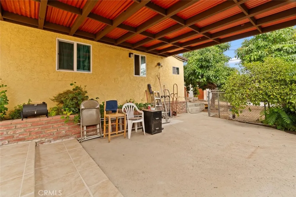 13260 Raven Sylmar, CA 91342