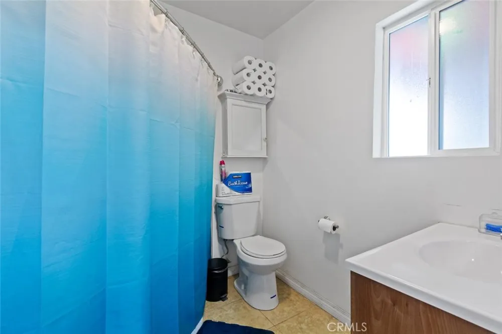 13260 Raven Sylmar, CA 91342