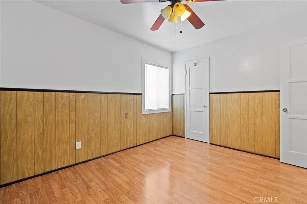 13260 Raven Sylmar, CA 91342
