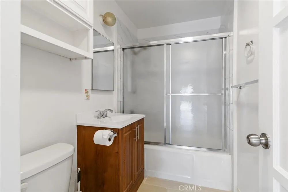 13260 Raven Sylmar, CA 91342